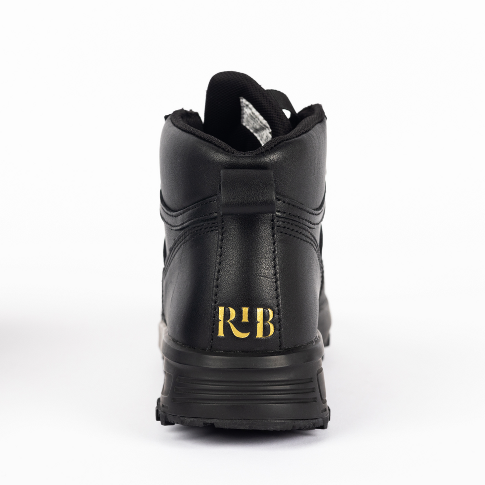 RIB x Gaitline Stallsko - den ultimate skoen for stallen – Rider In Balance